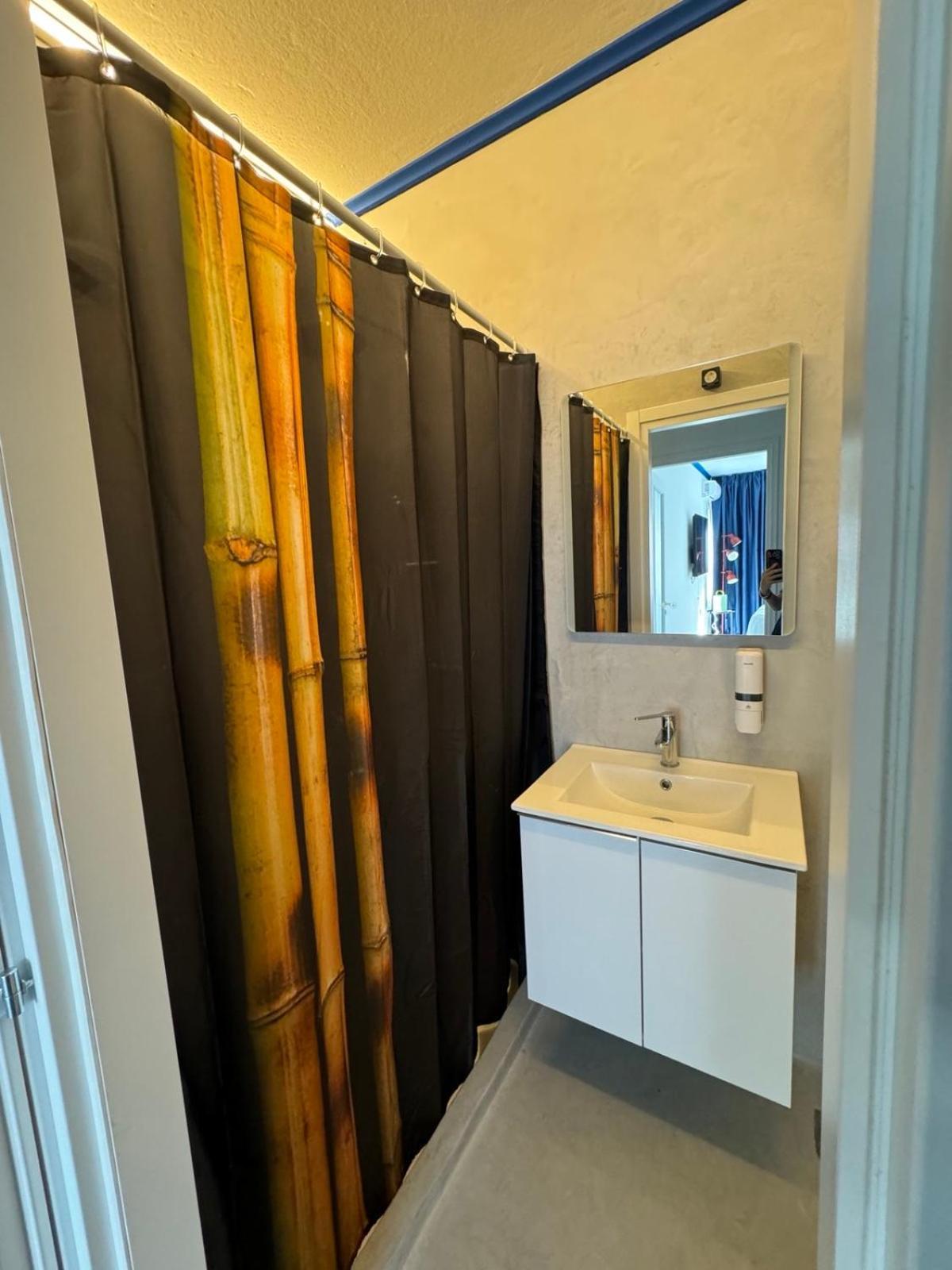 Voulis 45 Plaka Suite By Zeussuites เอเธนส์ ภายนอก รูปภาพ